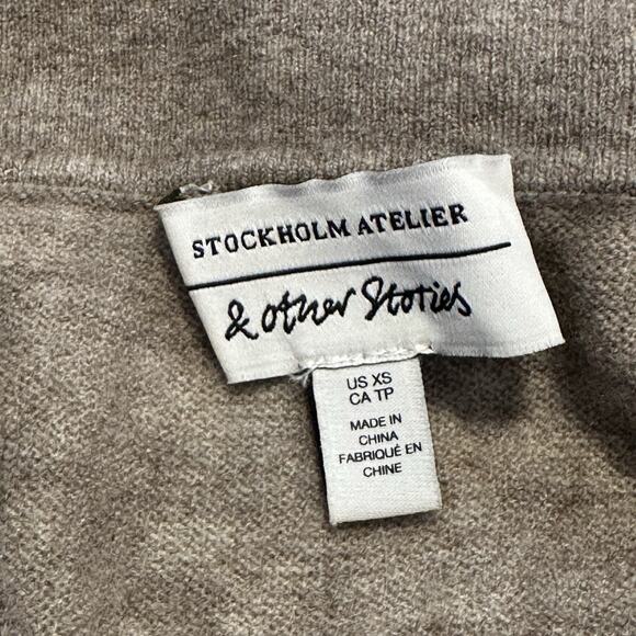 & Other Stories Women XS Sweater Wool Blend Button Up Oversized Beige - Picture 7 of 10